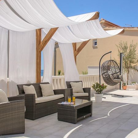 Apartments Villa Atlantis Trogir Eksteriør bilde