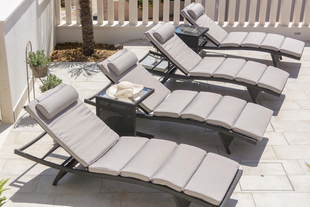 Apartments Villa Atlantis Trogir Eksteriør bilde
