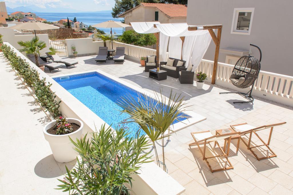 Apartments Villa Atlantis Trogir Eksteriør bilde