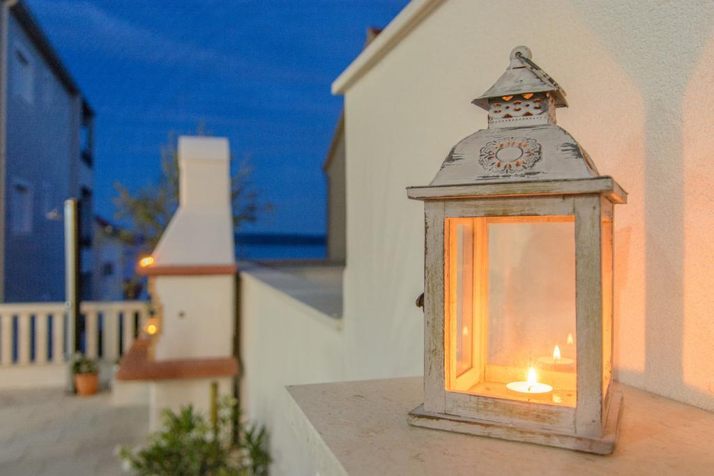 Apartments Villa Atlantis Trogir Eksteriør bilde