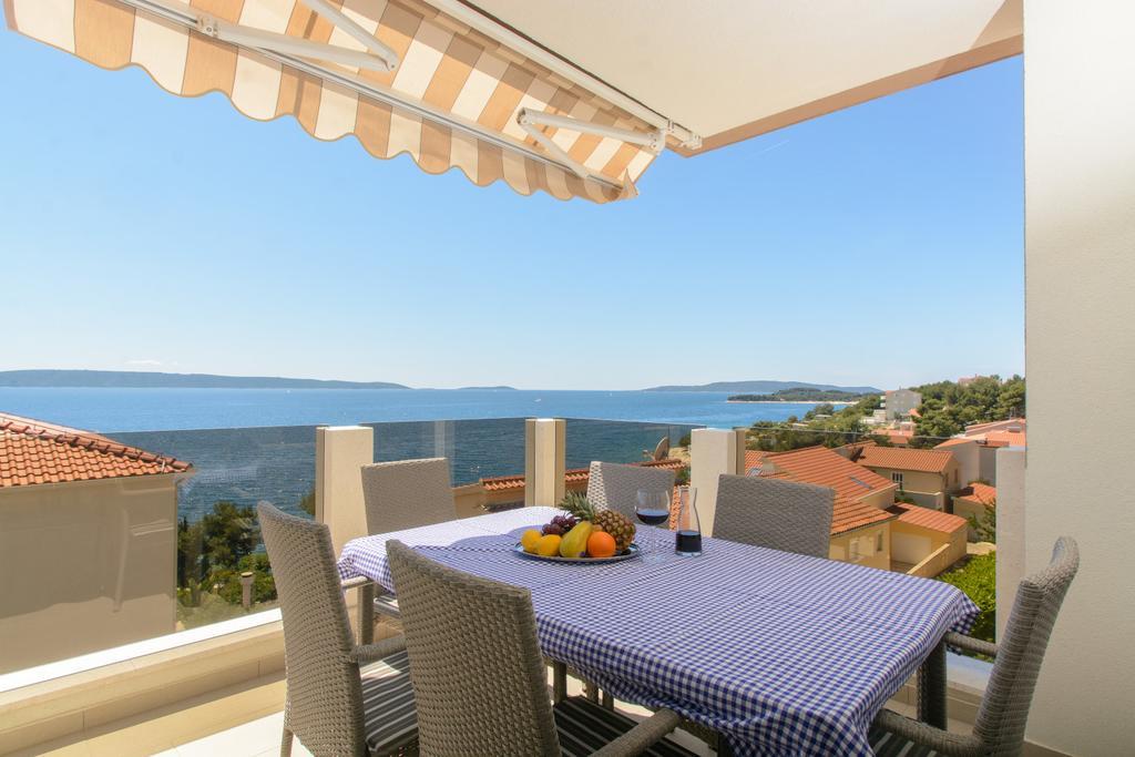 Apartments Villa Atlantis Trogir Eksteriør bilde