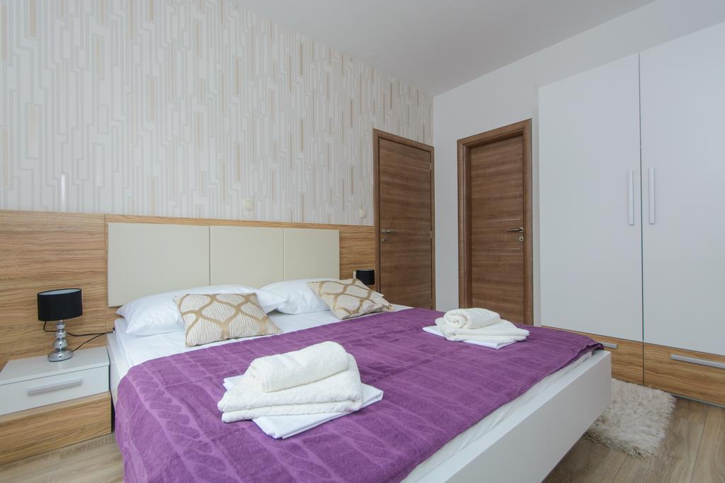 Apartments Villa Atlantis Trogir Eksteriør bilde